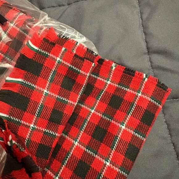 Lands' End "CashTouch" Winter Scarf in "Rich Red Plaid" - NWT - Picture 5 of 13